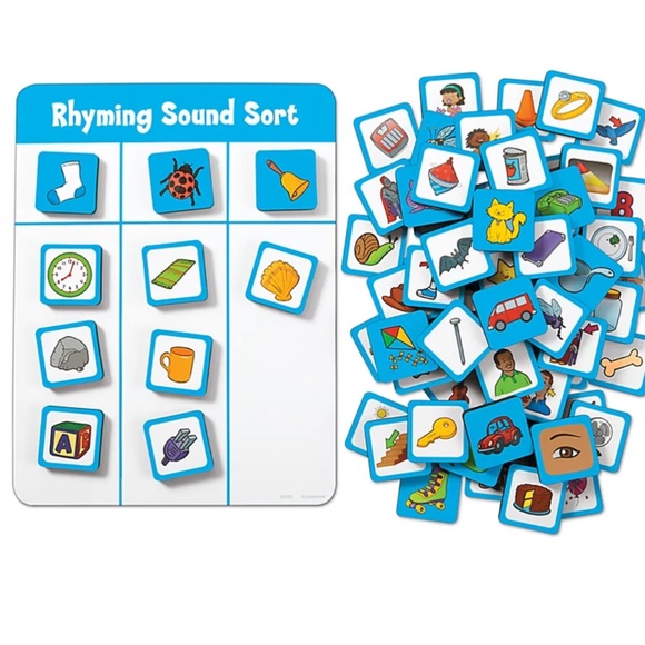 Lakeshore Toys Lakeshore Rhyming Sounds Sorting Board 4
